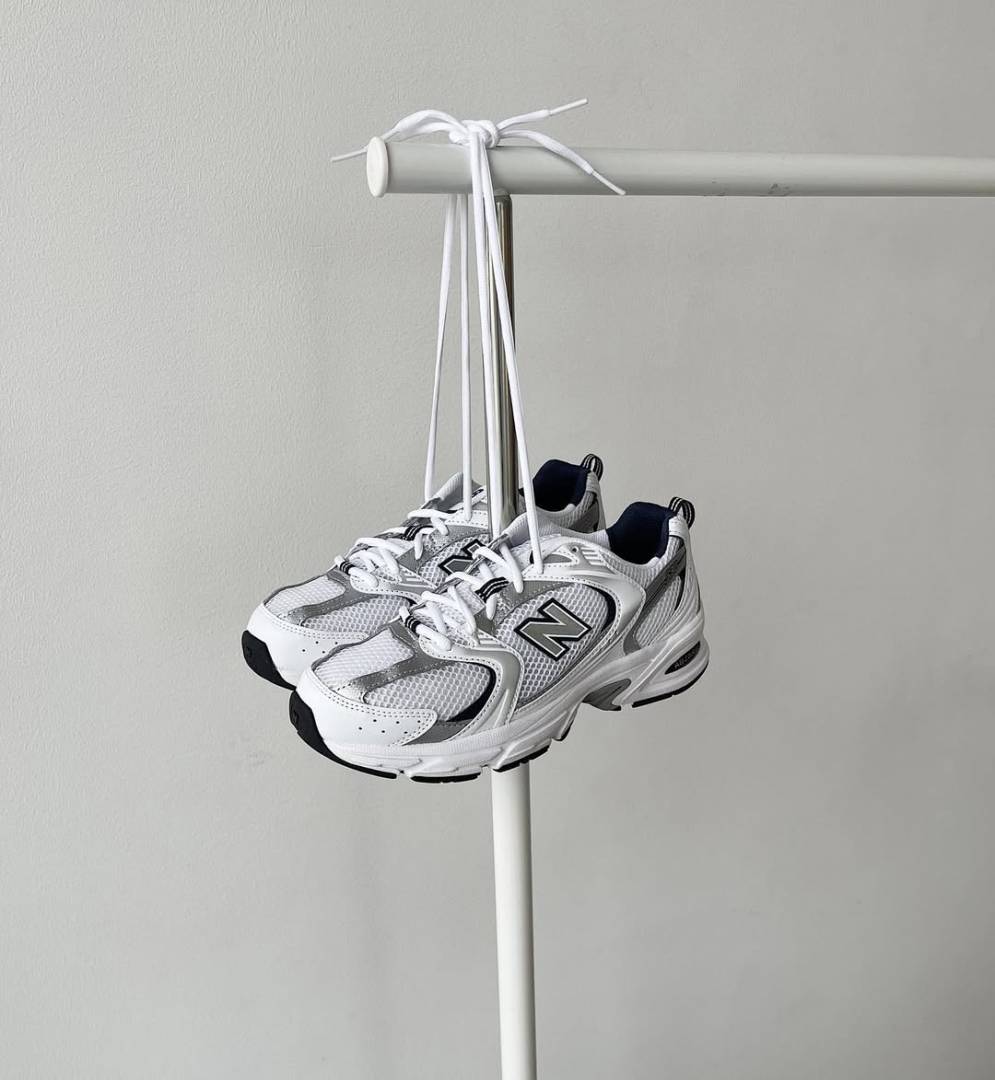 New Balanc ee 530 white navy Mens