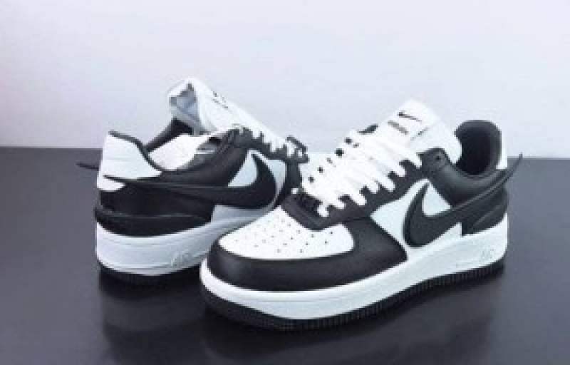 Nike Airforce 1 x ambush black white