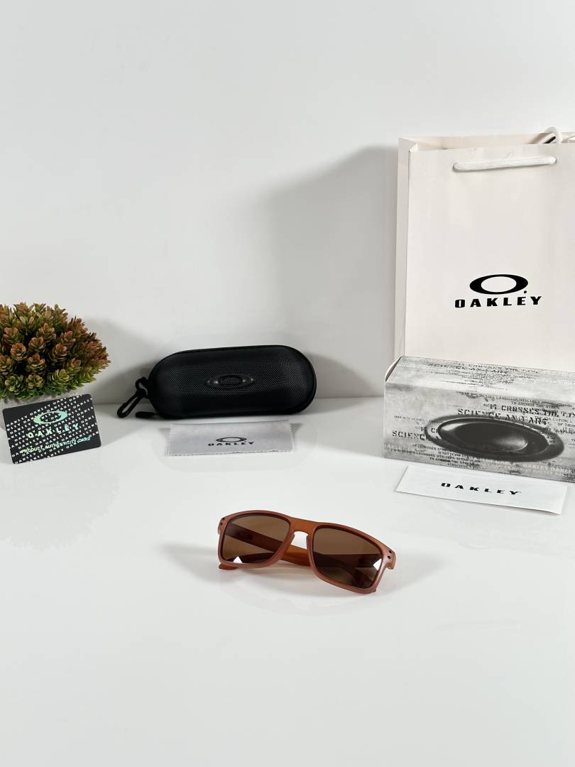 Oakley 9102 Brown