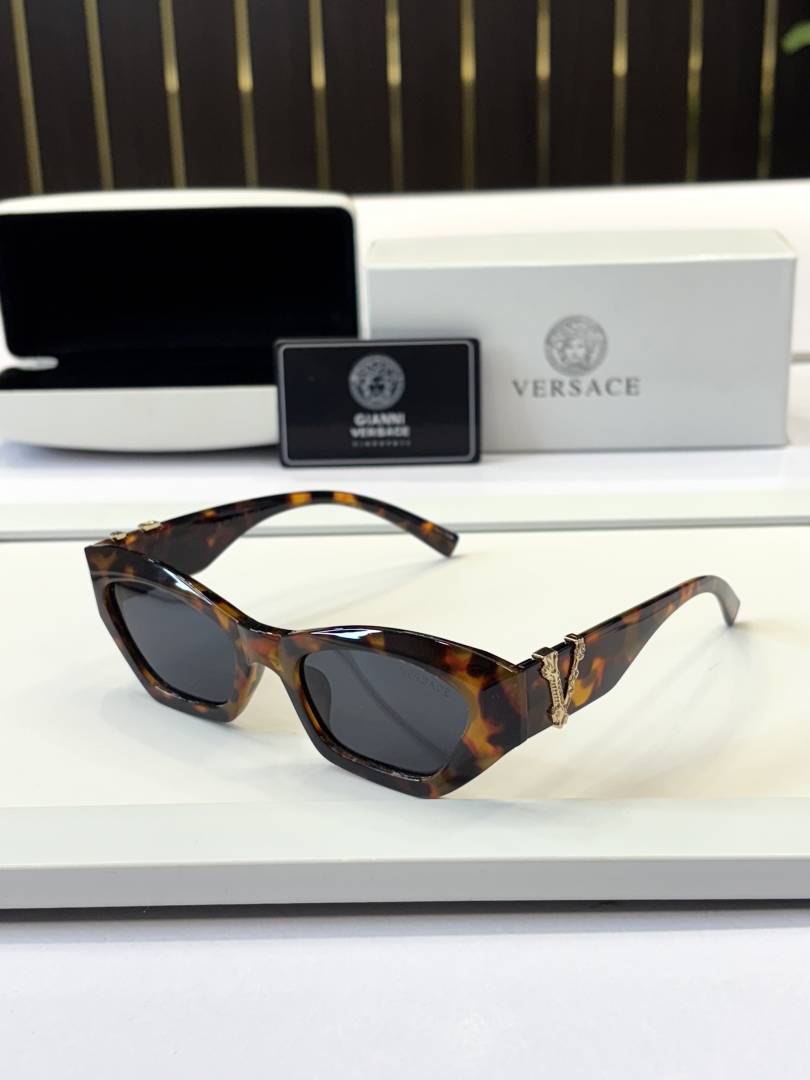 Versace 601