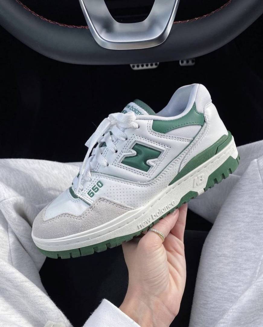 New Balanc e 550 White Green Mens