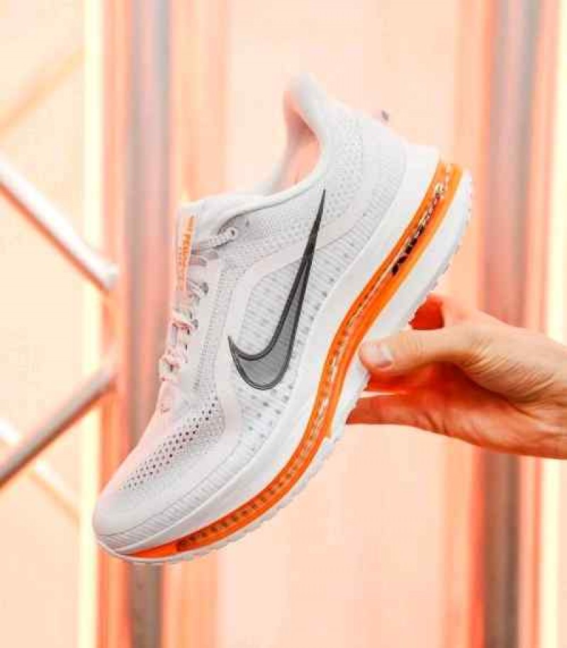 Nikee Zoom Fly 6 Eliud Kipchoge