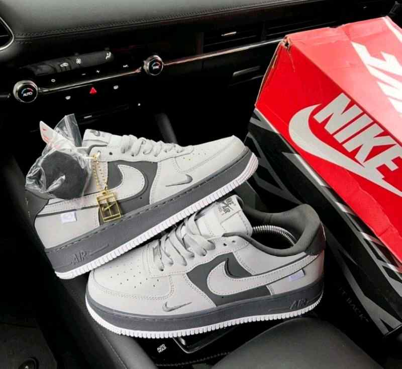 Nikee Airforce 1 07 Low Grey Metallic 260