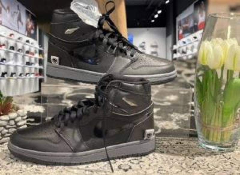 Nike Air Jordan 1 Rox