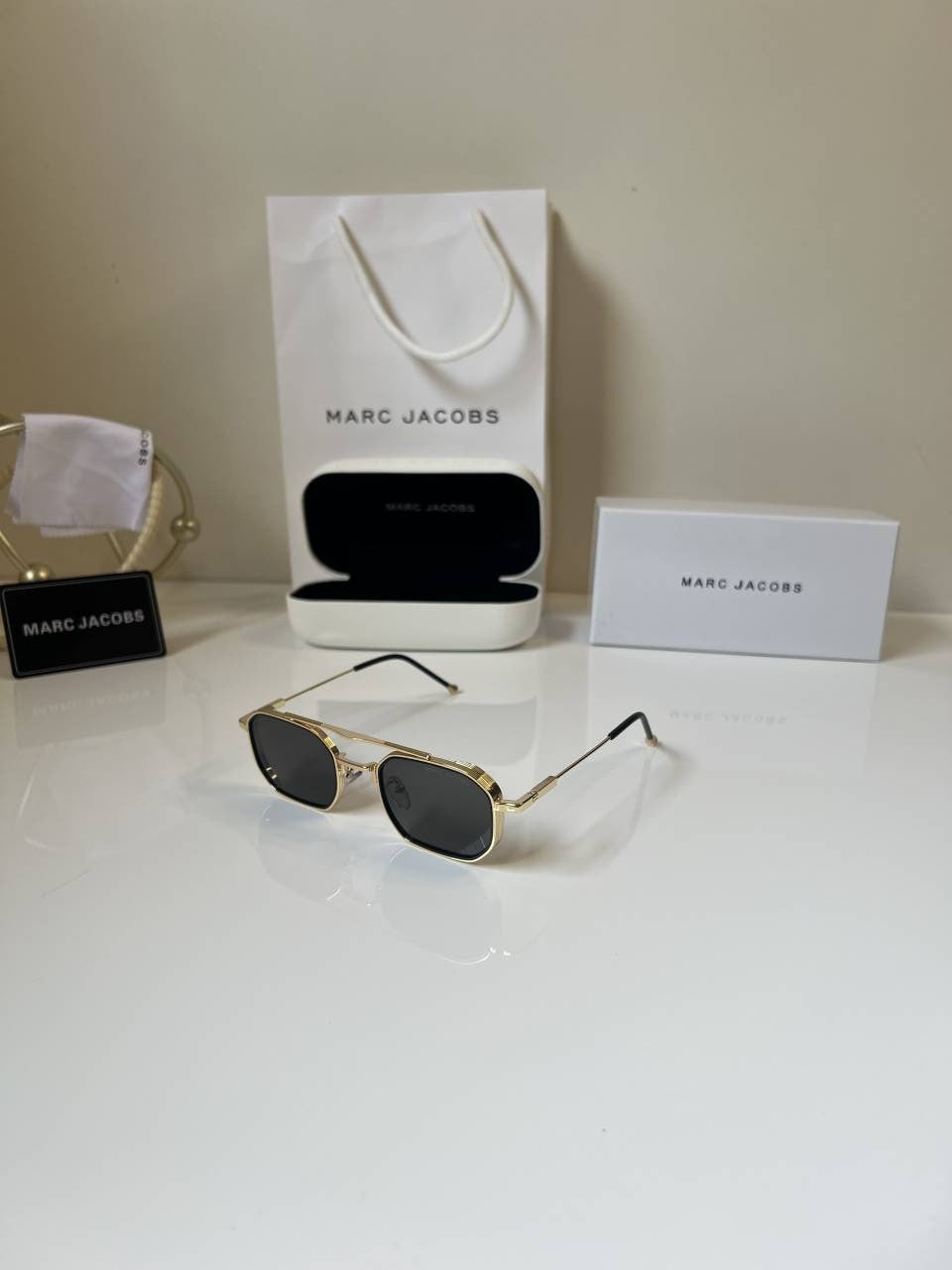 Marc Jacobs 3186 black gold
