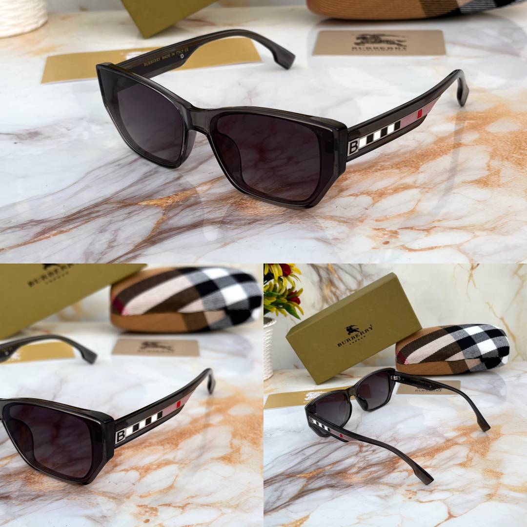 Burberry 9935