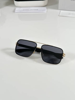 Marc Jacobs 387 Gold Black