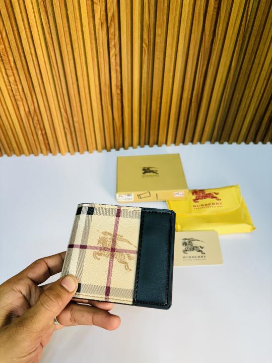 104 BURBERR Y PREMIUM QUALITY WALLET