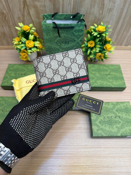 GUCCI WALLET V834