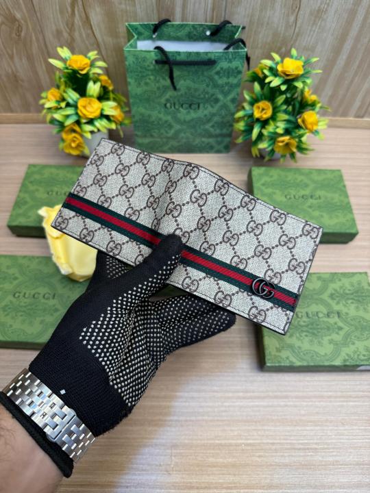GUCCI WALLET V834