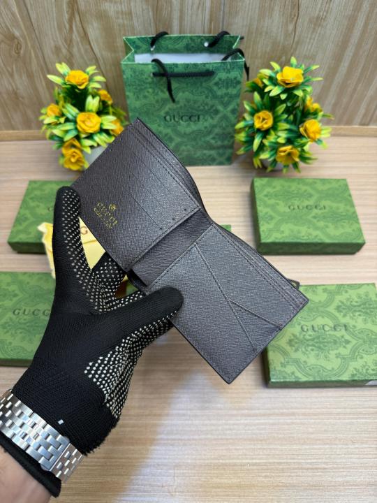 GUCCI WALLET V834