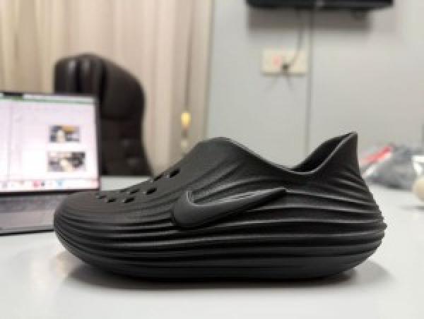 Nike-ReactX-Rejuven8-black