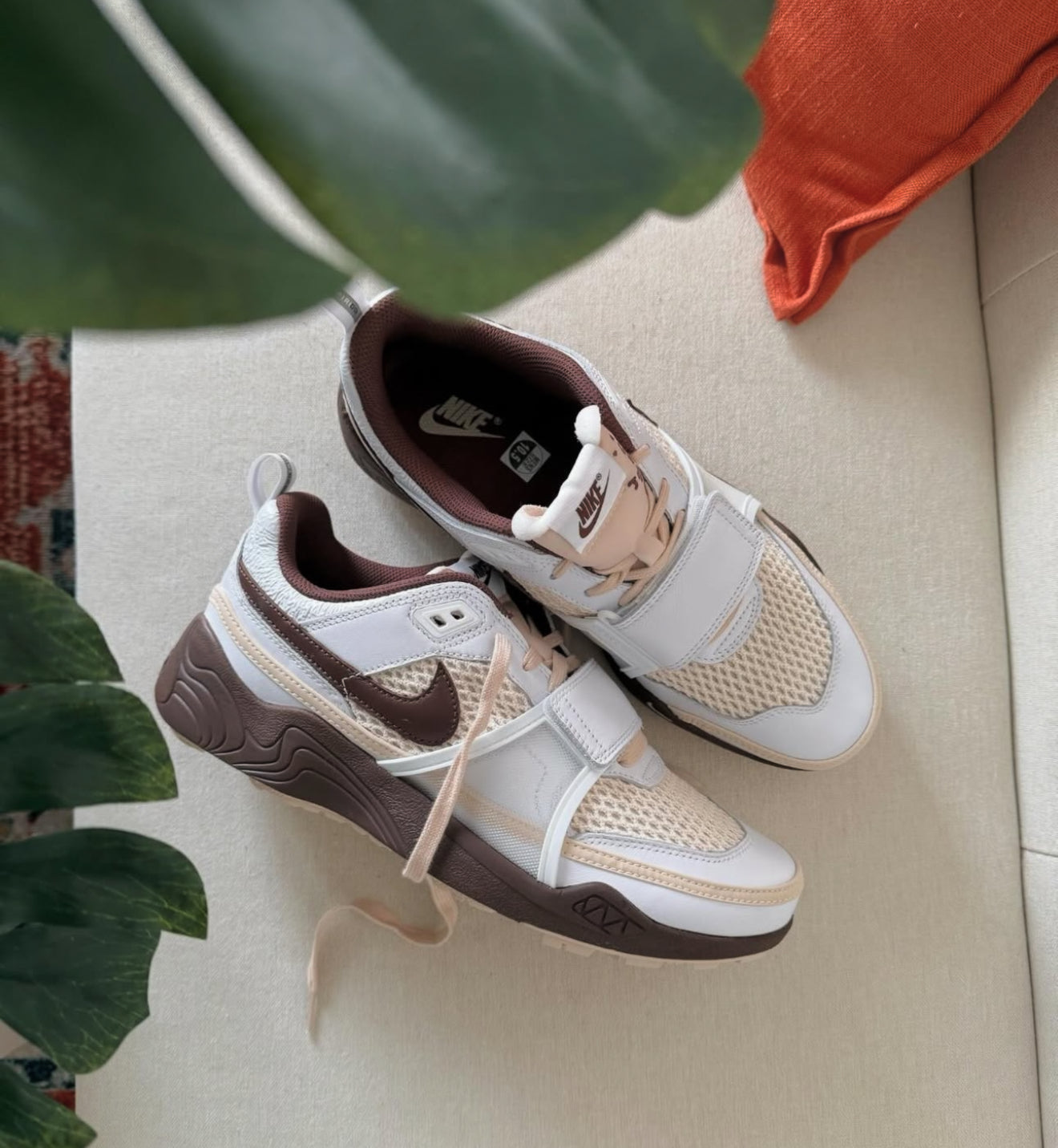 Zoom Field Jaxx Travis Scott Light Chocolate