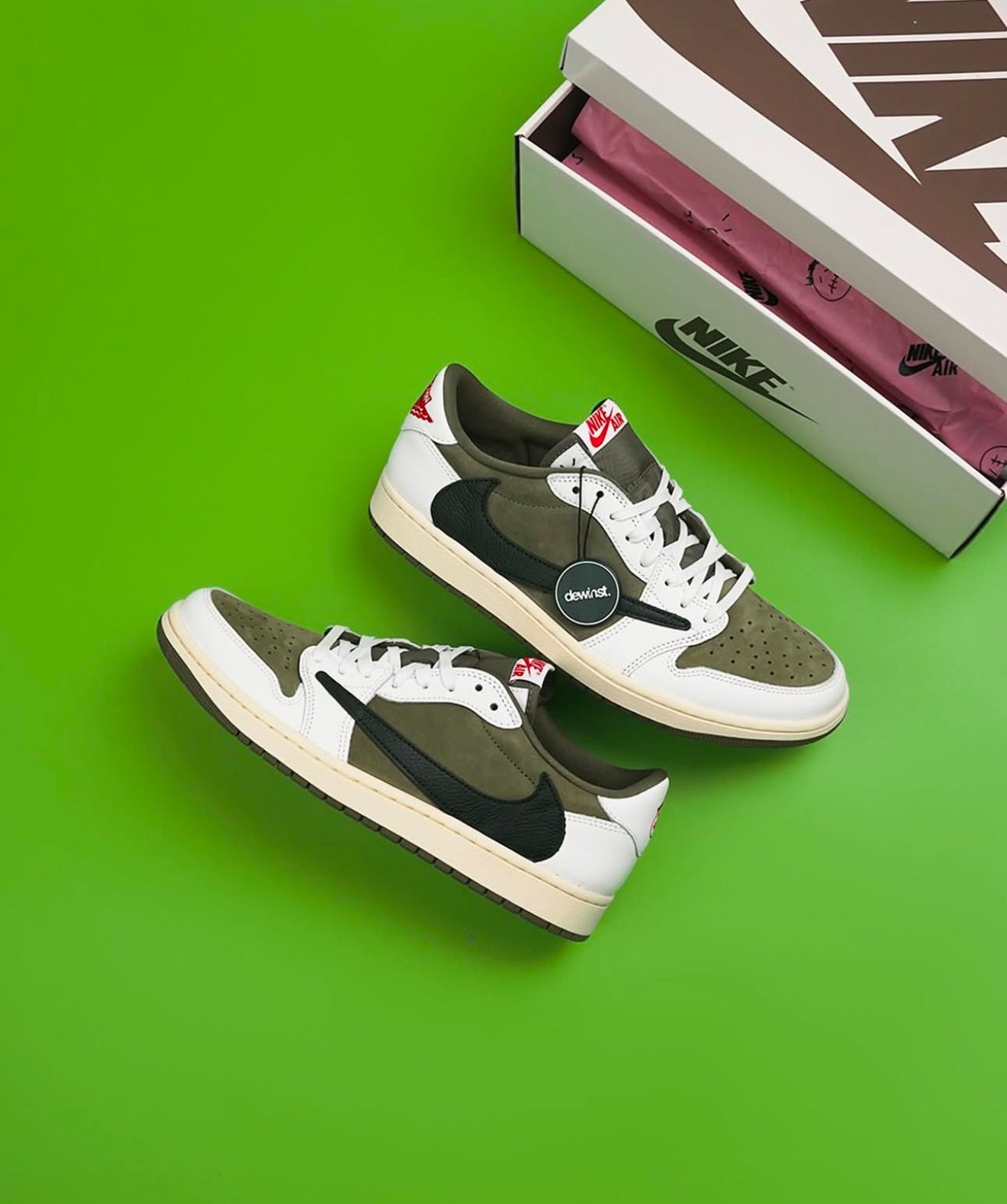 jordan 1 travis scott box