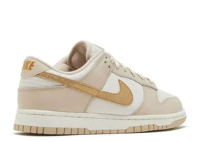 DNK LOW GOLD SWOOSH WMNS