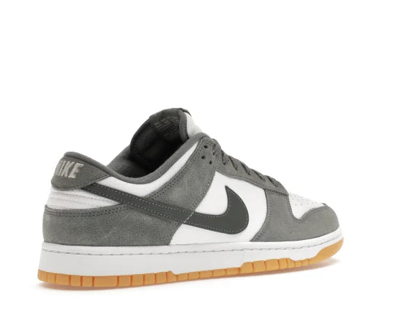 DNK LOW SMOKE GREY GUM