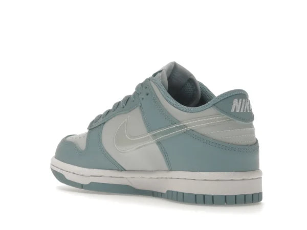 DNK LOW CLEAR BLUE SWOOSH