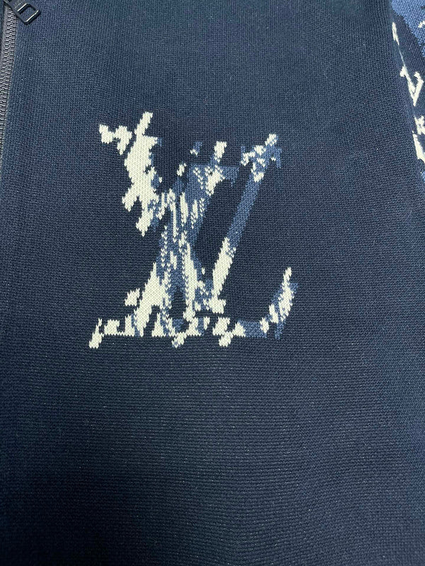 LV Jacket 102311