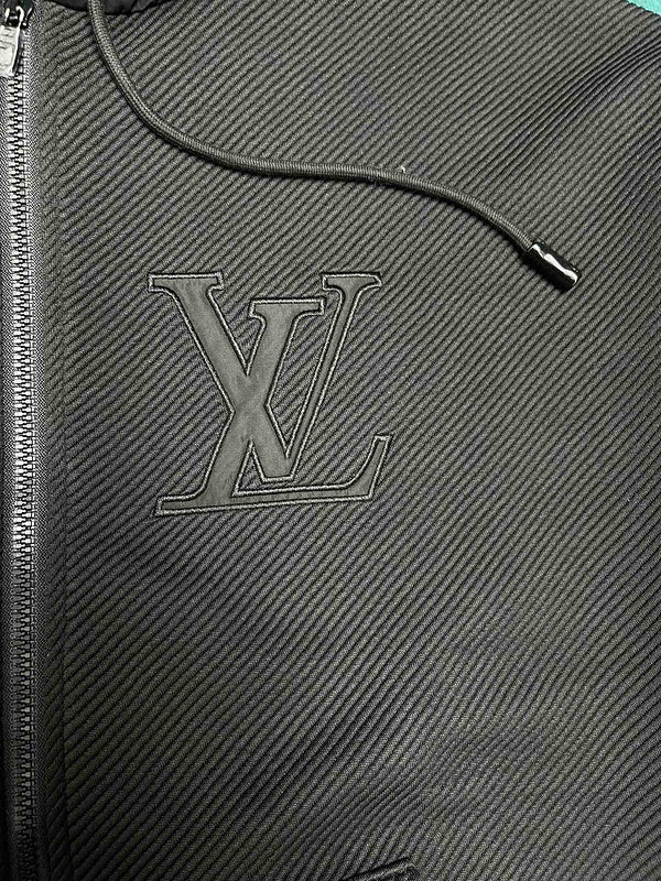 LV Jacket 102506