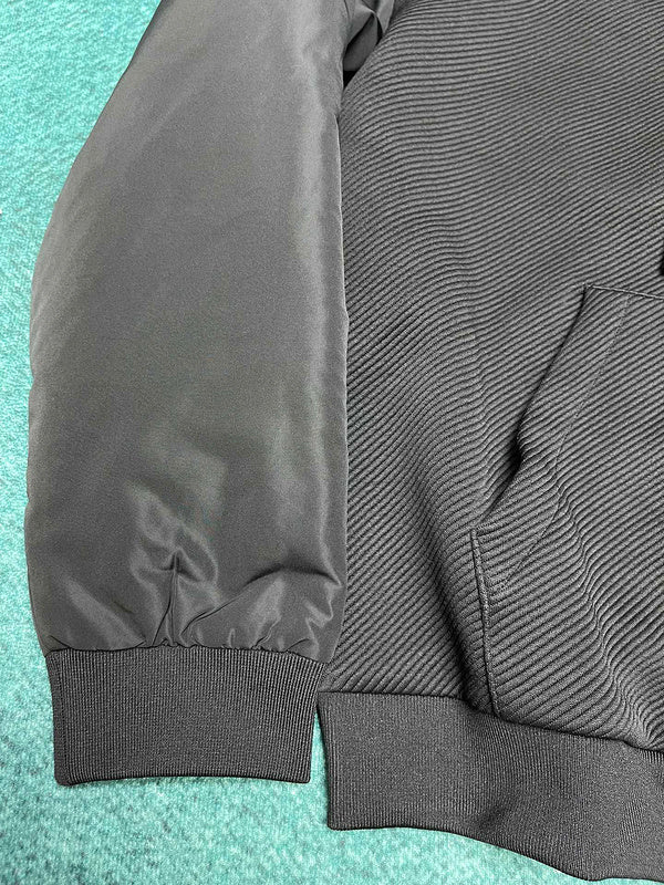 LV Jacket 102506