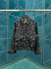 LV Jacket 110322