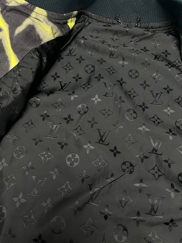 LV Jacket 113020