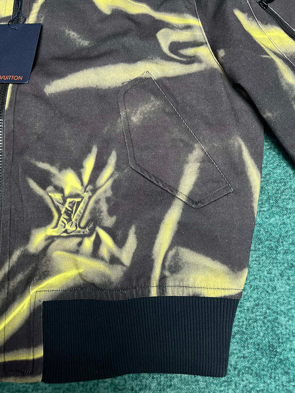 LV Jacket 113020
