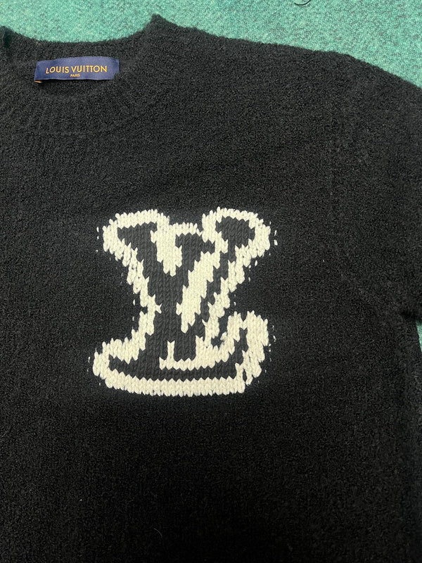 LV Shirt 110807