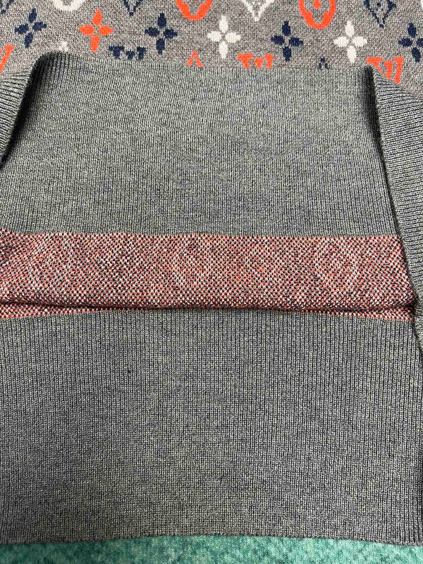 LV Shirt 111008