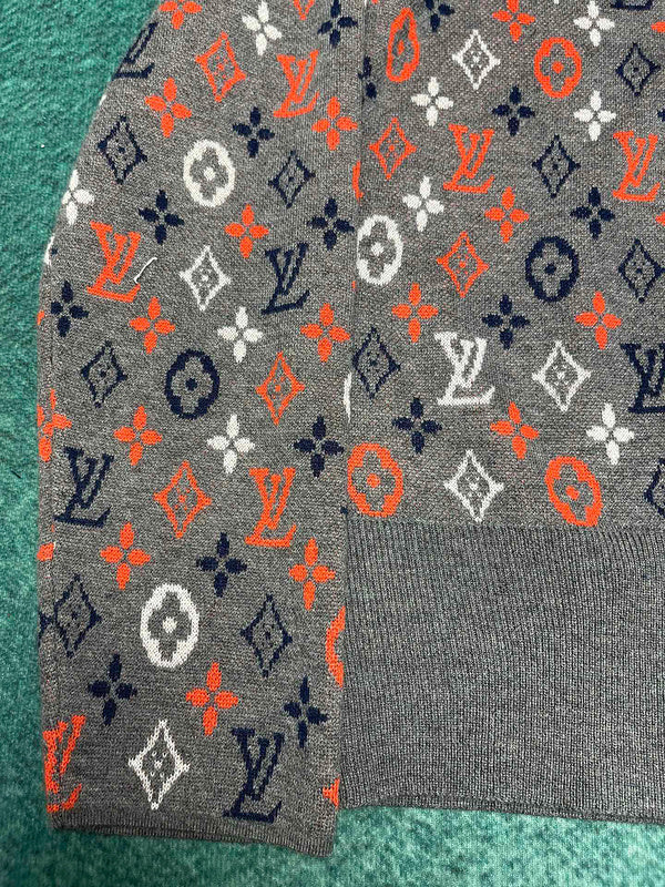 LV Shirt 111008