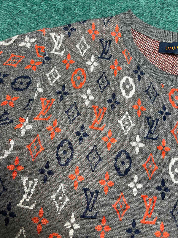 LV Shirt 111008