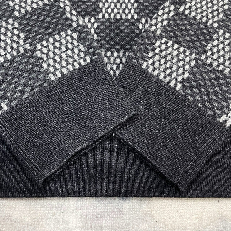 LV Shirt 1115014