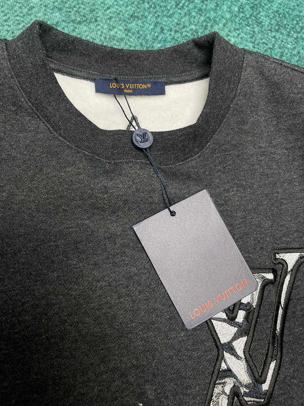 LV Sweater 102508