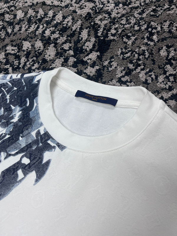 LV T-shirt 102318