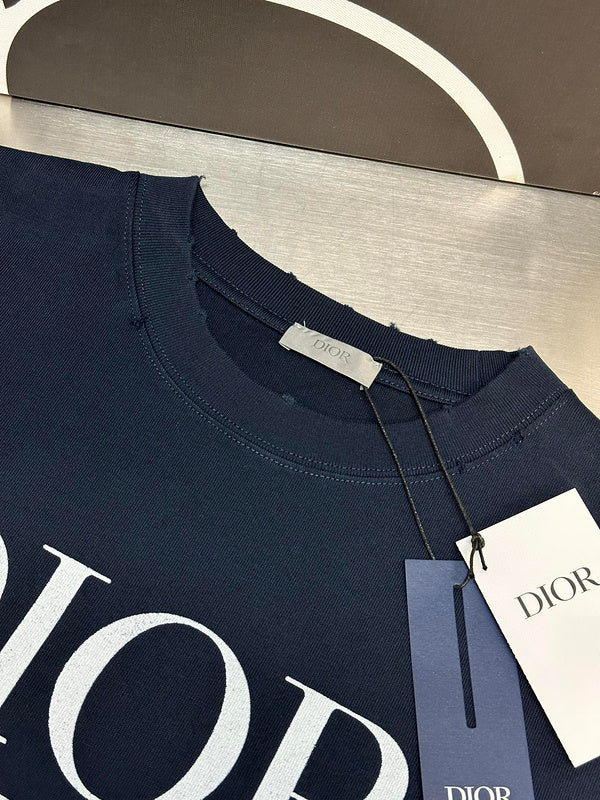 LV T-shirt 122325