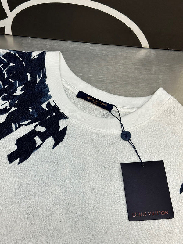 LV T-shirt 122326