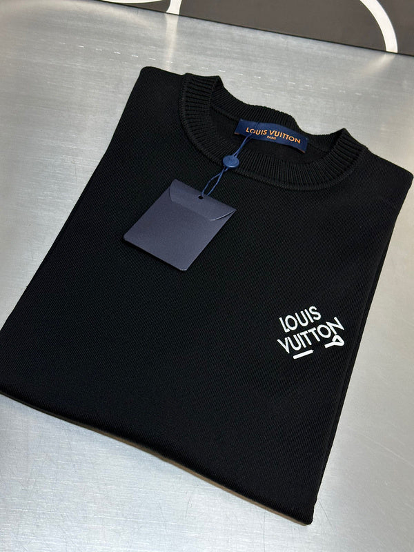 LV T-shirt 122328