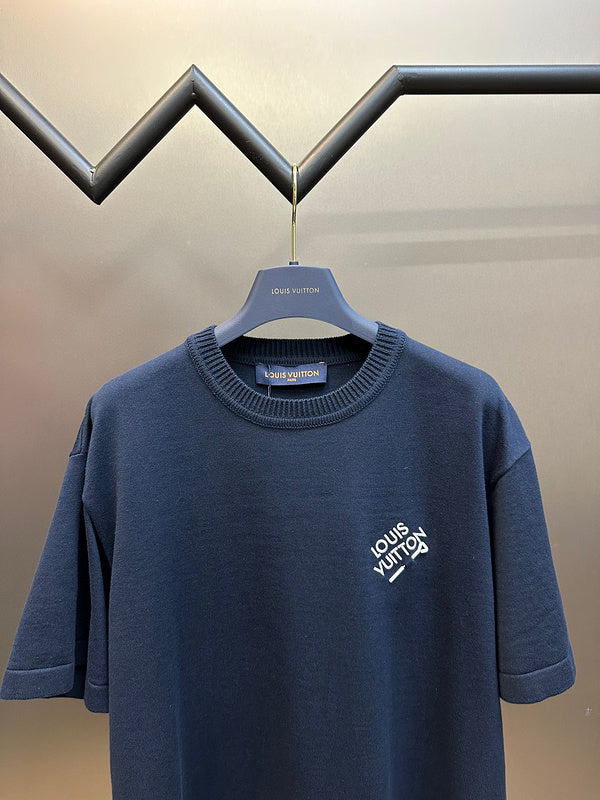 LV T-shirt 122329