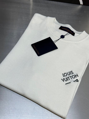LV T-shirt 122330