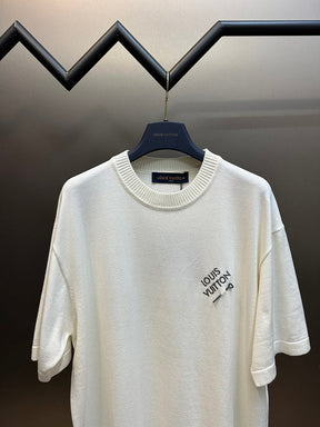 LV T-shirt 122330