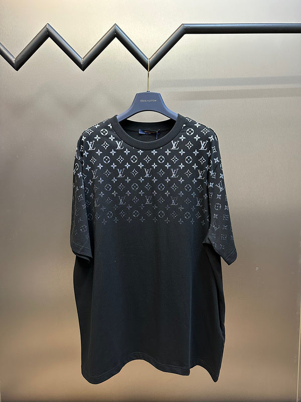 LV T-shirt 122377