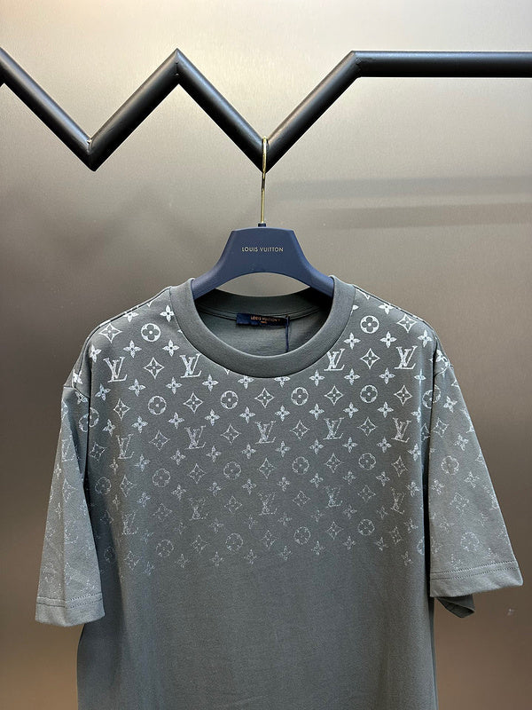 LV T-shirt 122378