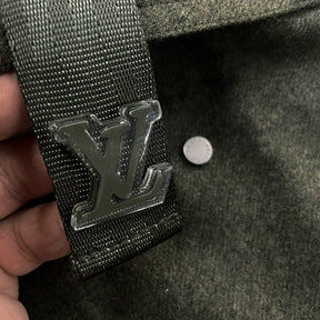 LV pants 012402