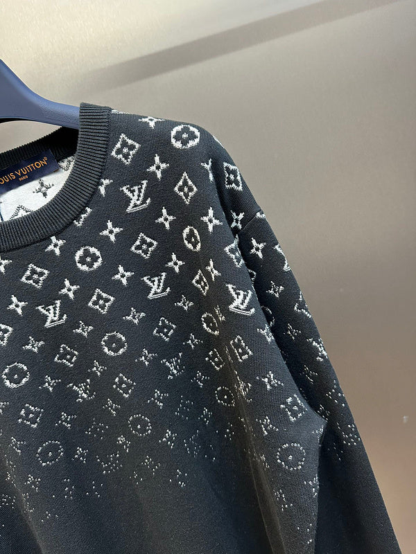 LV shirt 122379