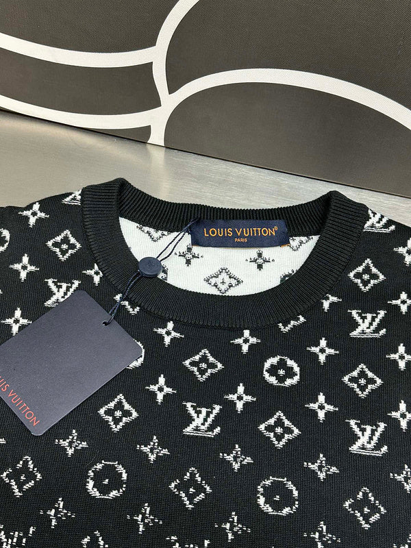 LV shirt 122379