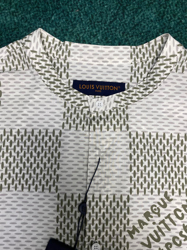 LV shirts 041009