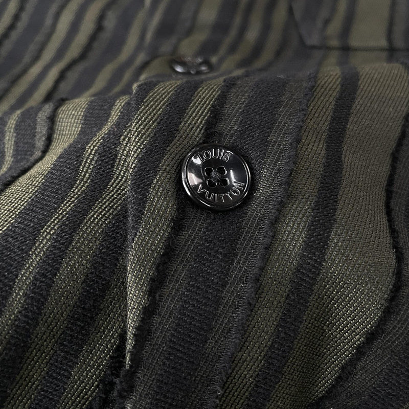 LV shirts 041013