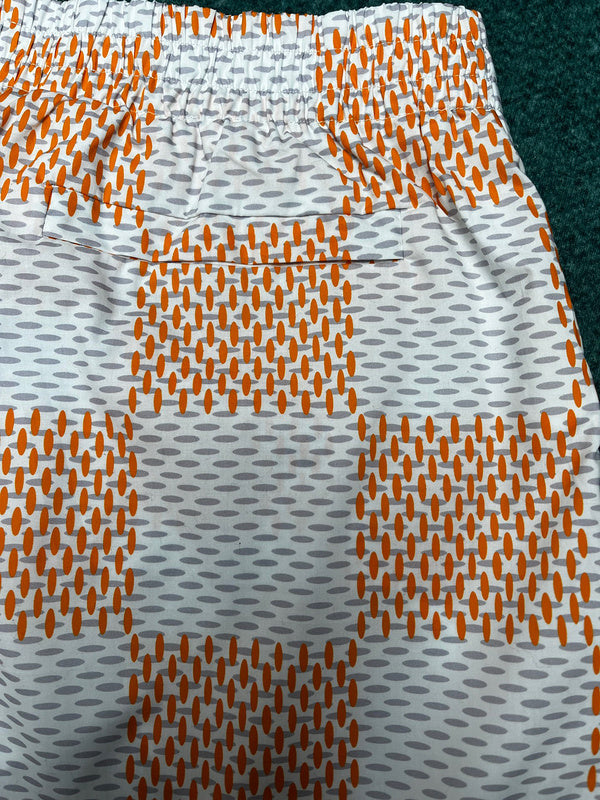 LV shorts 041002