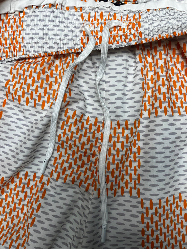 LV shorts 041002