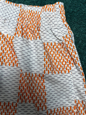 LV shorts 041002